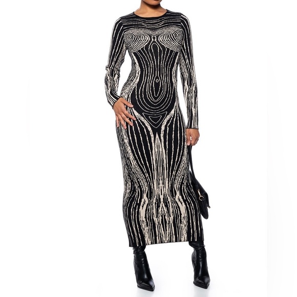 AKIRA Dresses & Skirts - Akira Move Your Body Knit Midi Dress Size M
Excellent Condition